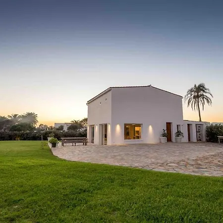 Villa Walking Access To ,valdevaqueros